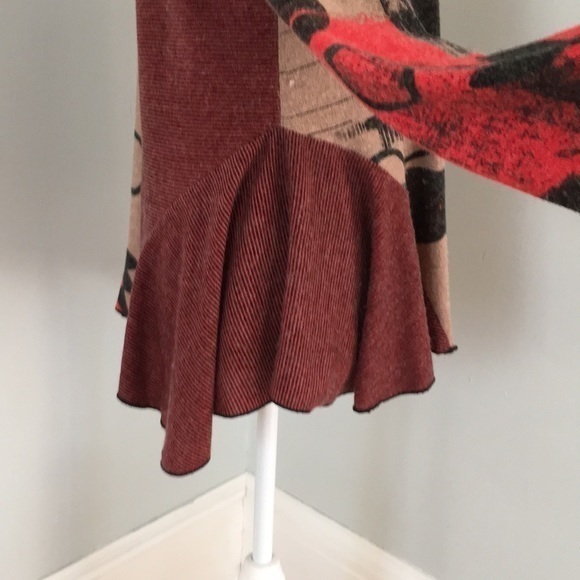 DAMEE, Inc. abstract shell with matching jacket - Picture 6 of 8